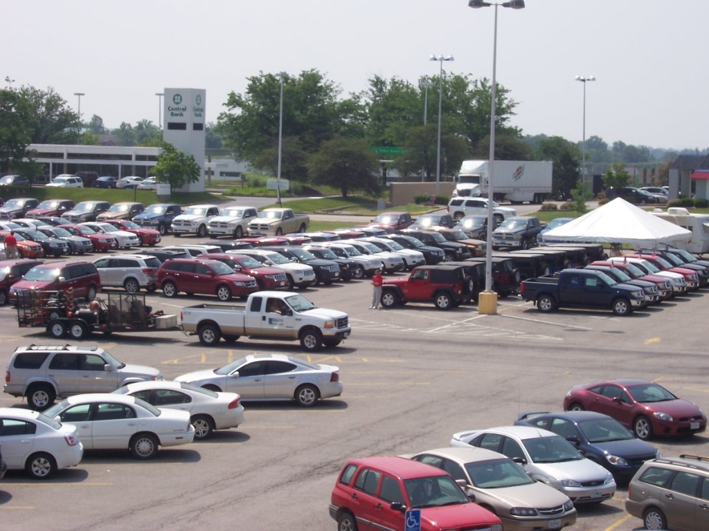 Jefferson City New Car Dealers Tent Sale! Capital Mall Premier